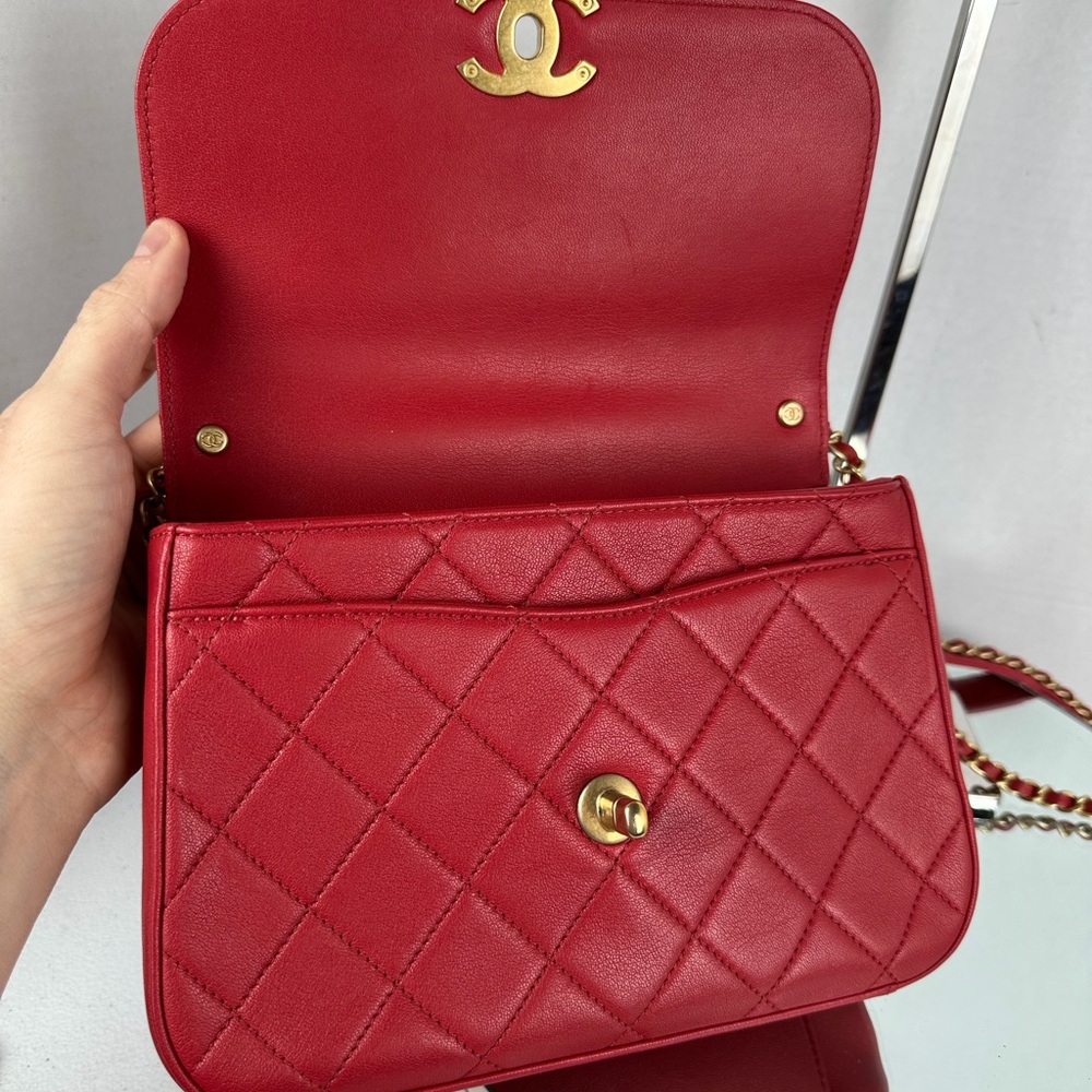 CHANEL 19 TOP HANDLE FLAP BAG RED 2019 AUTHENTIC - Picture 8 of 12